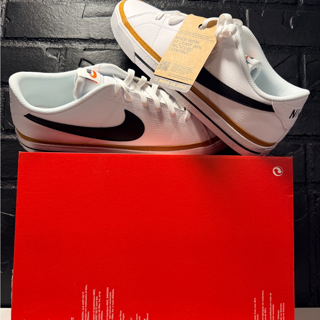 Nike Athletic Shoes  Brand New